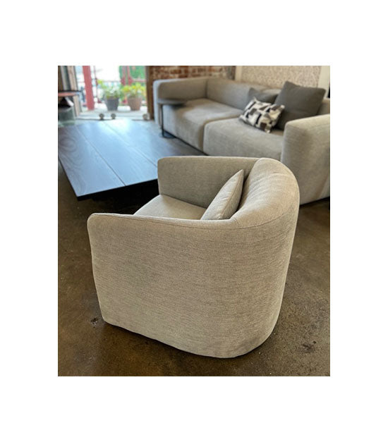 Ava chair