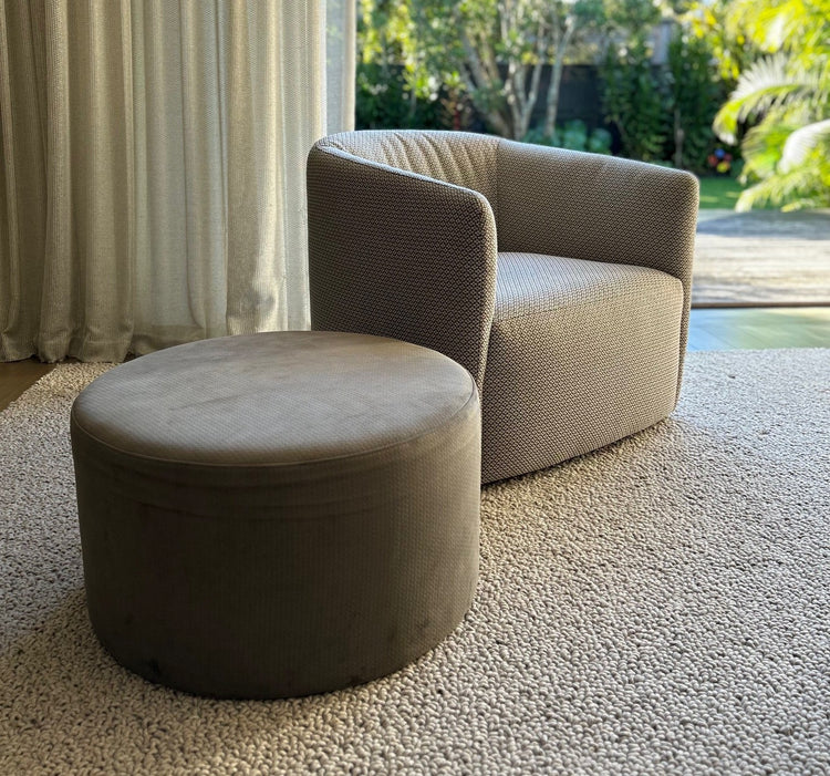 Ava chair