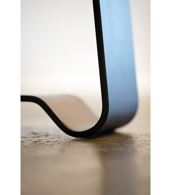 Transom dining table