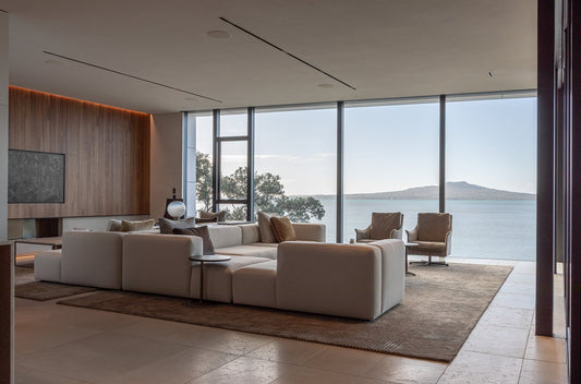 Auckland Coastal Retreat featured in Denizen