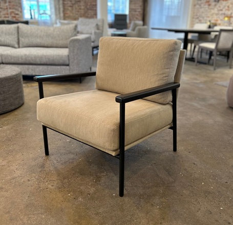 Cleo chair