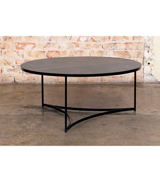 Ubique coffee table